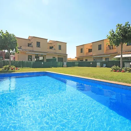 Villa Beautiful House With Private Garden *