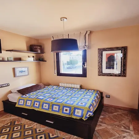 Beautiful House With Private Garden Villa *