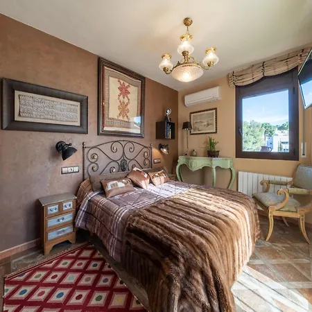 Beautiful House With Private Garden Villa L'Escala
